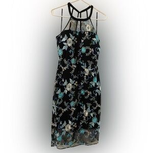 Guess women’s halter neck embroidered floral dress with mesh overlay, size 10